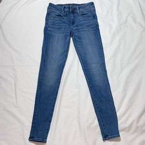 American Eagle Outfitters Stretch Jegging Sz 6. 30 inch inseam.